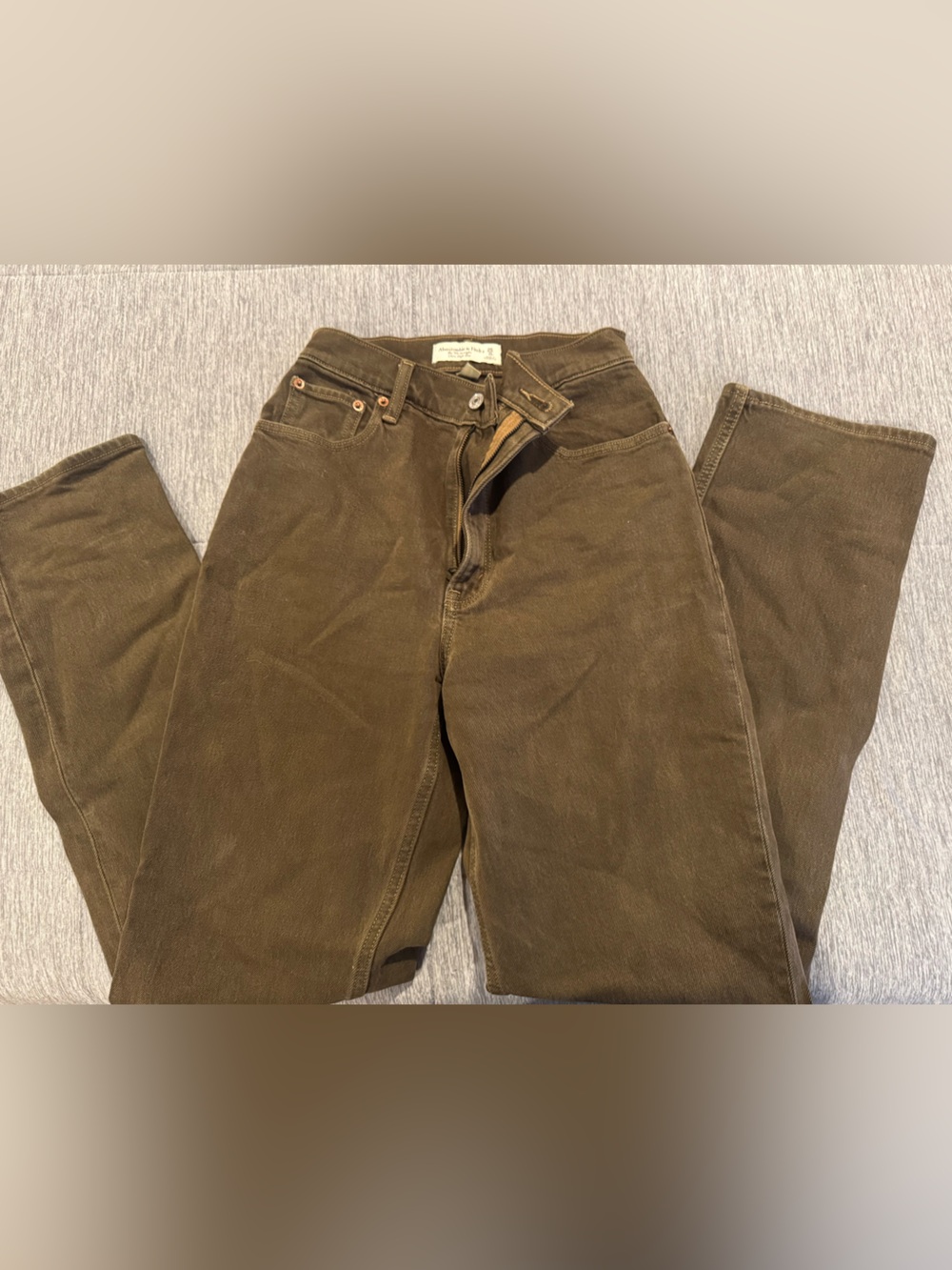 Abercrombie & Fitch Women's Straight-Leg Jeans in Olive